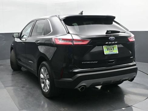 Used 2024 Ford Edge Titanium image 4