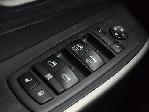Used 2021 Jeep Cherokee Latitude Lux 80th Anniv w/ Quick Order Package 26U 80TH AWD/4WD image 25