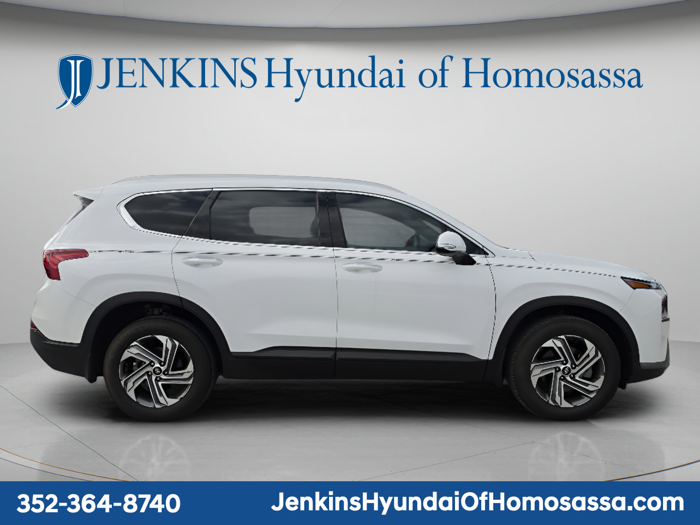 Used 2023 Hyundai Santa Fe SEL FWD image 3