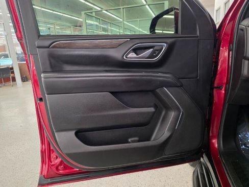 Used 2022 Chevrolet Suburban LS w/ Driver Alert Package AWD/4WD image 27