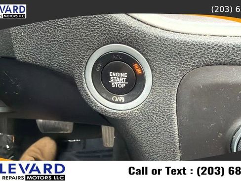 Used 2022 Dodge Charger SXT w/ Leather Interior Group RWD image 19