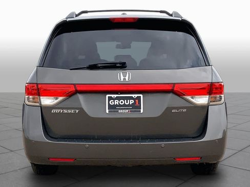 Used 2014 Honda Odyssey Touring Elite image 4