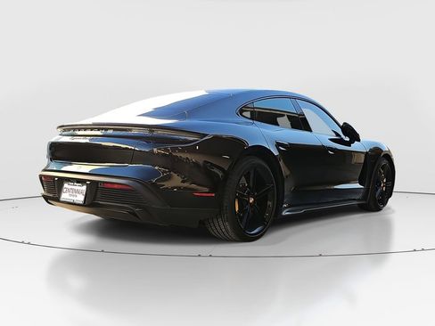 Used 2020 Porsche Taycan Turbo S image 5