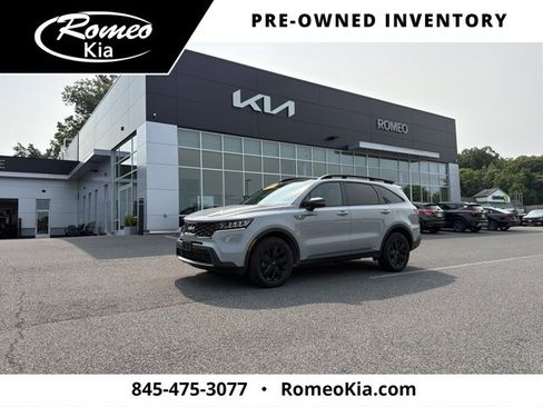 Certified 2023 Kia Sorento S w/ Panoramic Sunroof Package AWD/4WD image 1