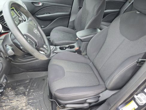 Used 2014 Dodge Dart SXT FWD image 18