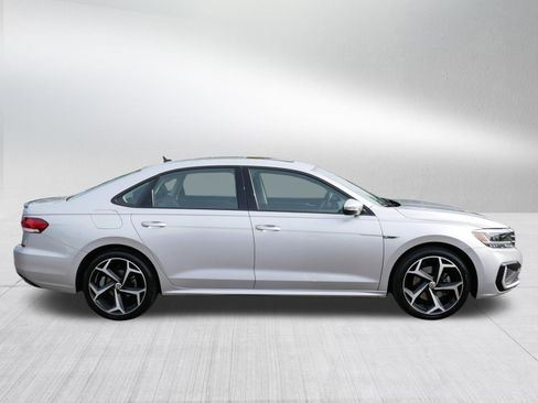 Used 2020 Volkswagen Passat 2.0T R-Line FWD image 8
