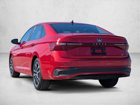 Used 2025 Volkswagen Jetta SE image 8
