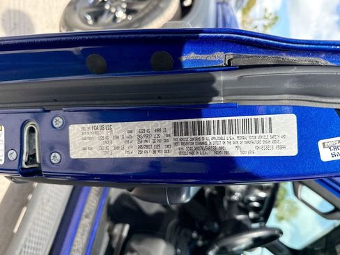 Used 2019 Jeep Wrangler Sport image 35