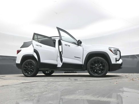 New 2026 GMC Terrain Elevation w/ Black Edition image 57