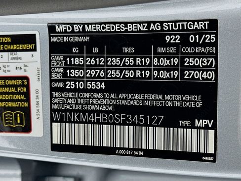 Certified 2025 Mercedes-Benz GLC 300 4MATIC image 33