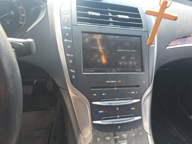 Used 2014 Lincoln MKZ w/ Equipment Group 102A Reserve FWD image 5