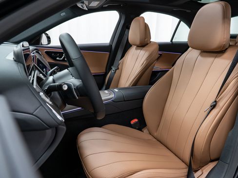 New 2026 Mercedes-Benz E 350 4MATIC Sedan image 13