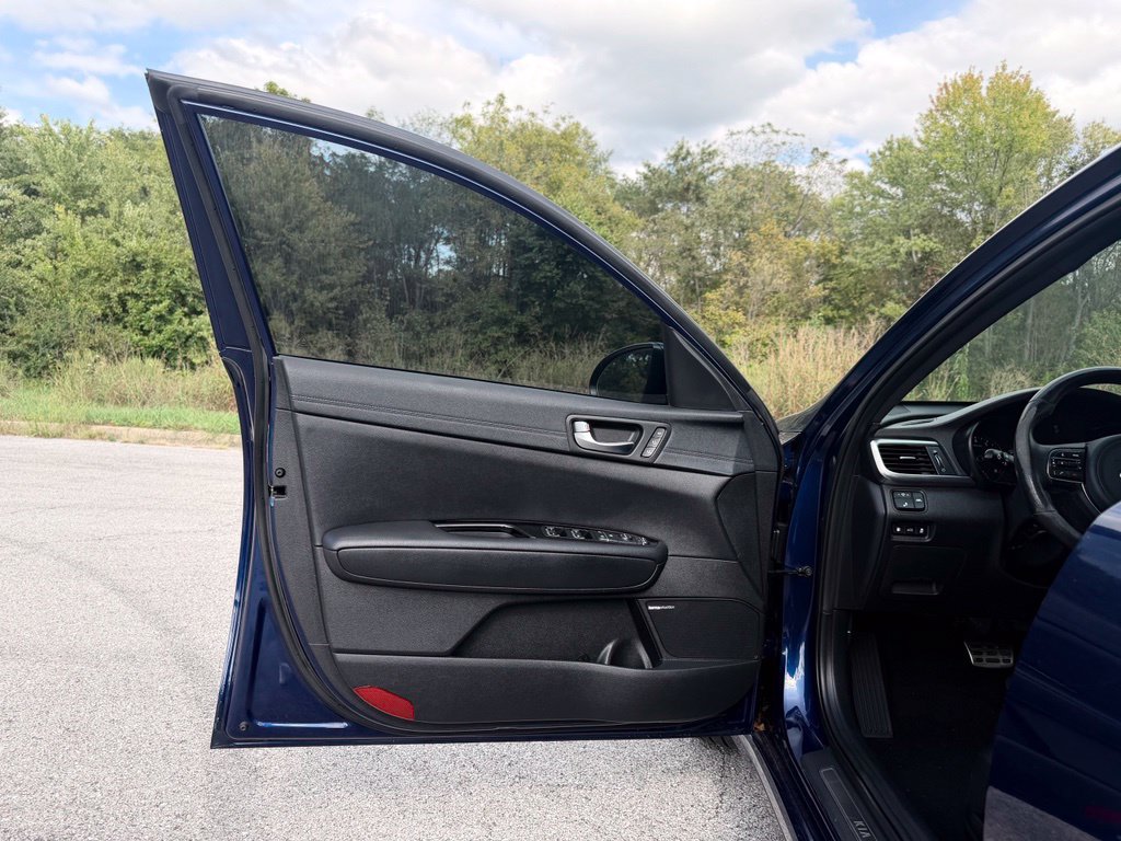 Used 2017 Kia Optima SX FWD image 28