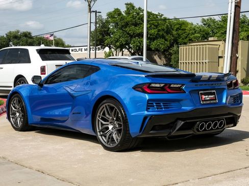 Used 2024 Chevrolet Corvette Z06 image 8