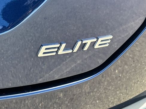 Certified 2024 Honda Pilot Elite image 35