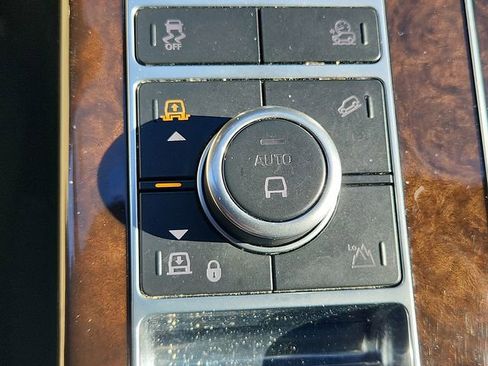 Used 2021 Land Rover Range Rover Westminster Edition image 24