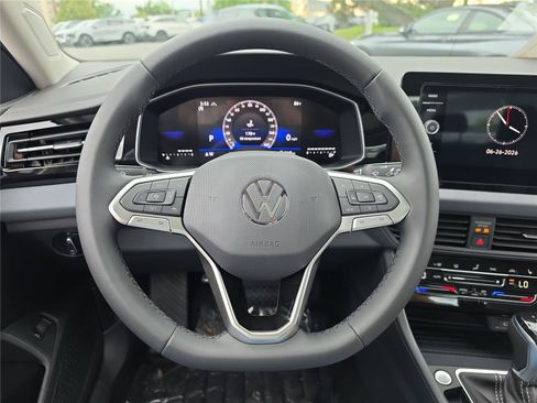 New 2026 Volkswagen Jetta SE FWD image 14