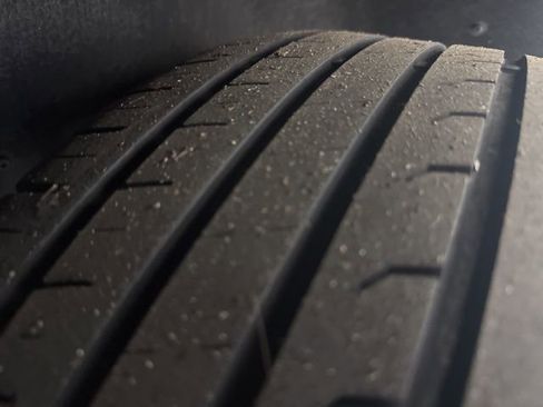 Used 2022 Chevrolet Equinox RS w/ RS Leather Package image 35