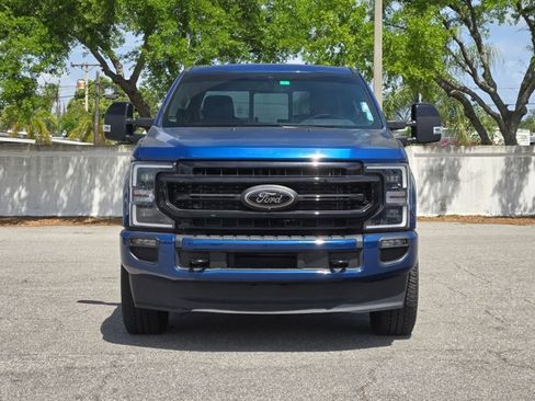 Used 2022 Ford F250 Lariat w/ Black Appearance Package image 2