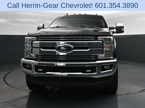 Used 2019 Ford F250 Lariat w/ Lariat Ultimate Package AWD/4WD image 10