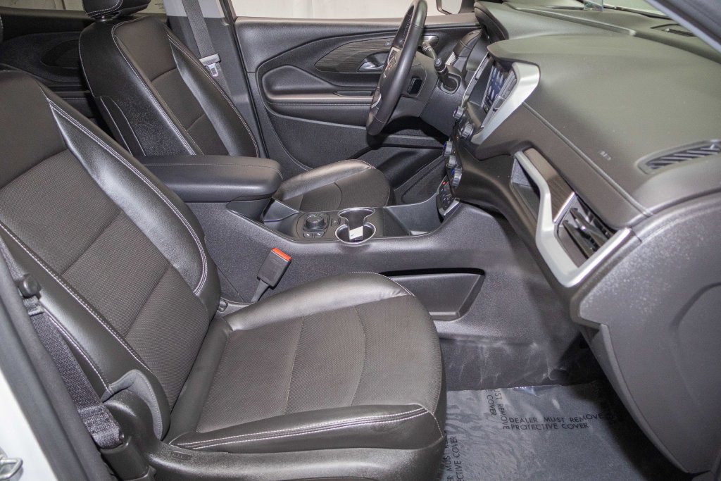 Used 2022 GMC Terrain SLT w/ Tech Package AWD/4WD image 15