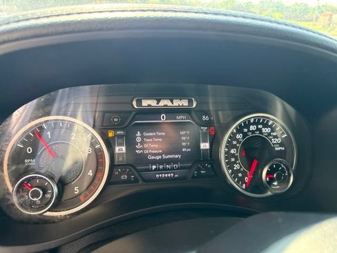Used 2022 RAM 3500 Laramie AWD/4WD image 11