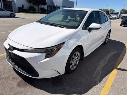 Used 2022 Toyota Corolla LE w/ Carpet Mat Package (TMS)