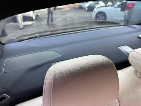 Used 2017 BMW 530i RWD image 39