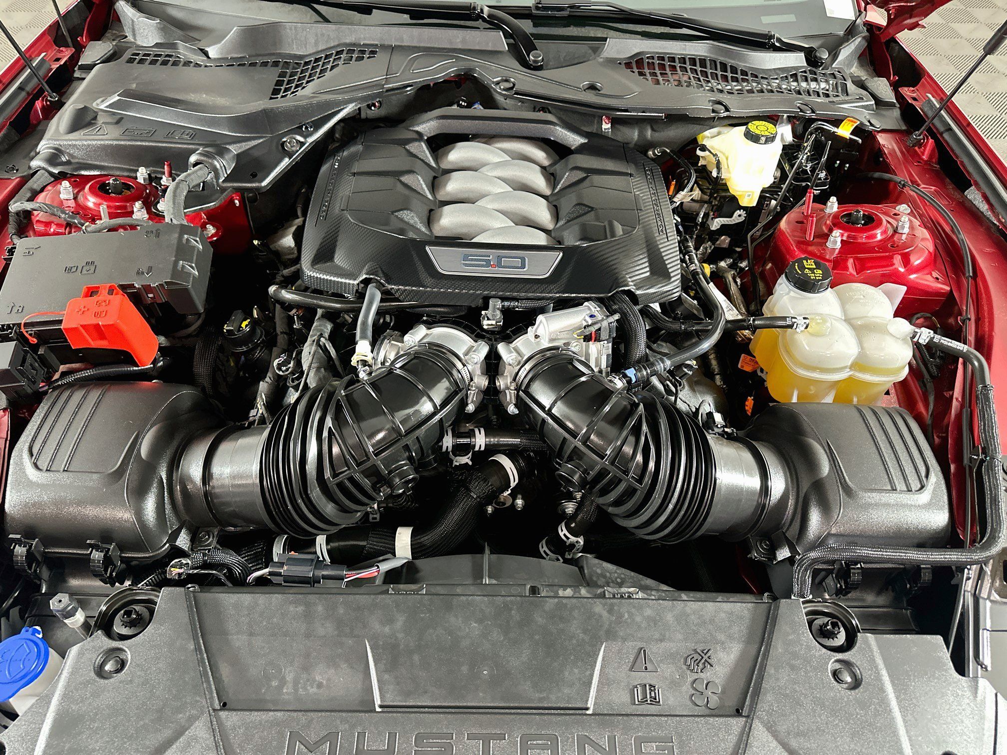 Used 2024 Ford Mustang GT Premium RWD image 31