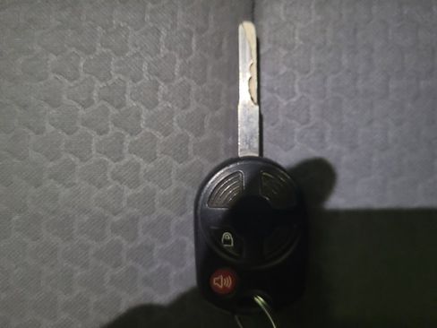 Used 2018 Ford Escape SE image 32