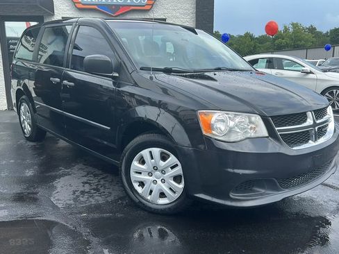Used 2014 Dodge Grand Caravan American Value Package image 2