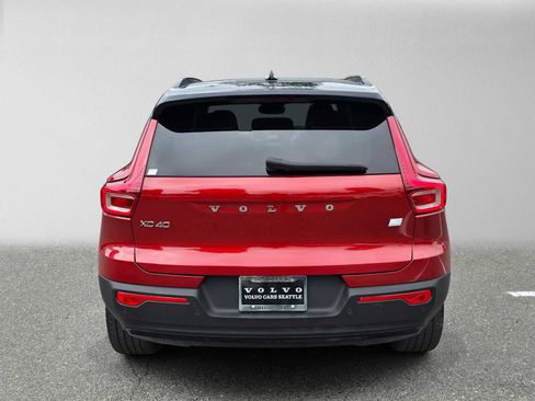 Used 2021 Volvo XC40 P8 Recharge AWD/4WD image 4