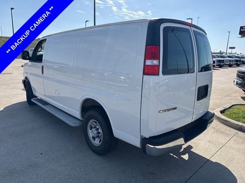 Used 2024 Chevrolet Express 2500 w/ Driver Convenience Package image 6