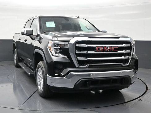 Used 2022 GMC Sierra 1500 SLE w/ Driver Alert Package I AWD/4WD image 8