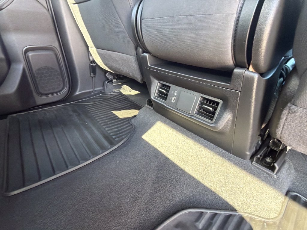Certified 2024 Chevrolet Silverado 1500 Custom RWD image 30