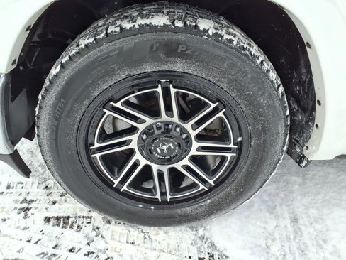 Used 2021 RAM 1500 Limited image 21