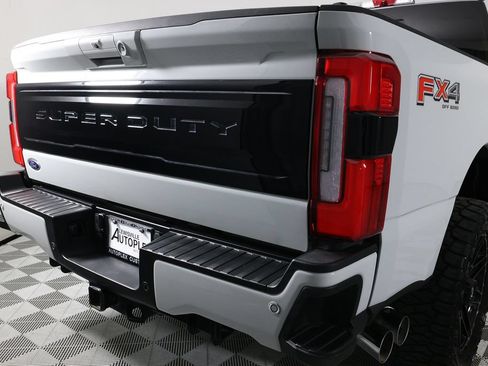 Used 2025 Ford F250 Platinum AWD/4WD image 53