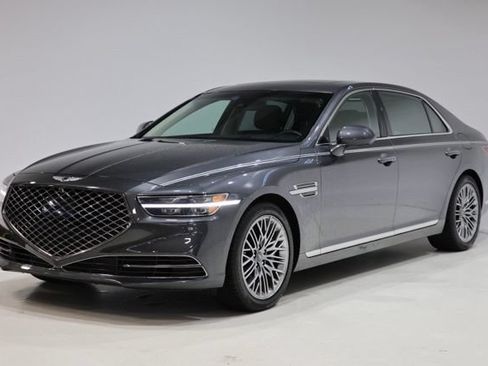 Used 2021 Genesis G90 3.3T Premium RWD image 3