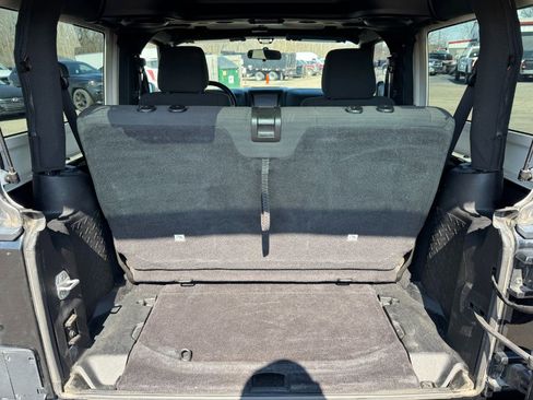 Used 2012 Jeep Wrangler Sport w/ Connectivity Group image 17