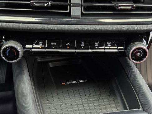 New 2026 Chevrolet Equinox EV RS image 14