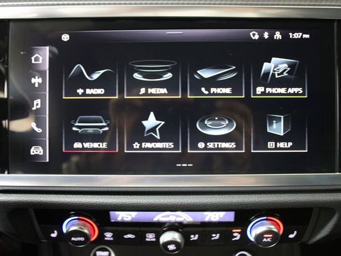 Certified 2025 Audi Q3 2.0T Premium w/ Convenience Package image 3