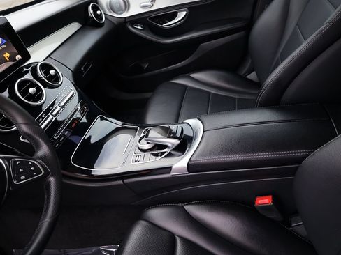 Used 2015 Mercedes-Benz C 300 Sedan image 39
