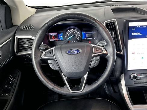 Used 2024 Ford Edge SEL w/ Convenience Package AWD/4WD image 5