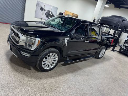 Used 2022 Ford F150 Limited image 9