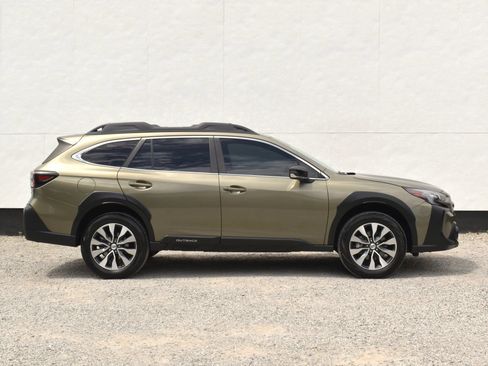 Used 2023 Subaru Outback Limited AWD/4WD image 43