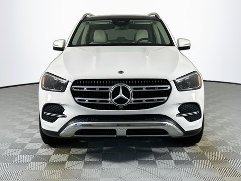 Used 2024 Mercedes-Benz GLE 450 4MATIC image 2