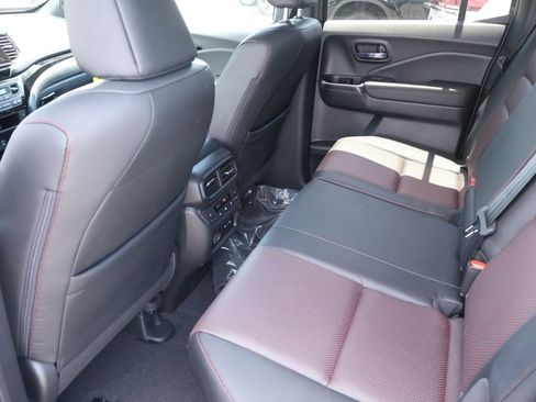New 2026 Honda Ridgeline Black Edition image 12