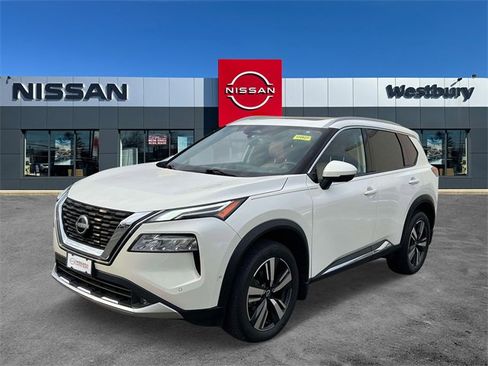 Used 2022 Nissan Rogue Platinum w/ Head-Up Display Package image 4