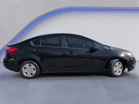 Used 2015 Kia Forte LX image 3