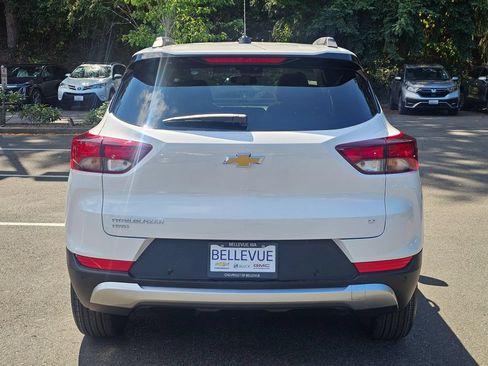 New 2026 Chevrolet TrailBlazer LT w/ LT Cold Weather Package AWD/4WD image 4
